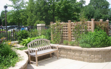 Corner sitting area within the Healing Garden at Kimball Medical Center
